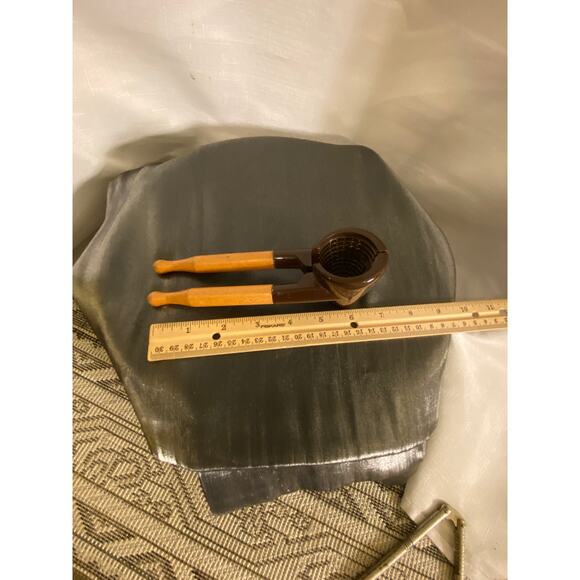 Set of 3 Vintage Nut Cracker Tools All Different, vice, screw and classic VGUC - Picture 10 of 16